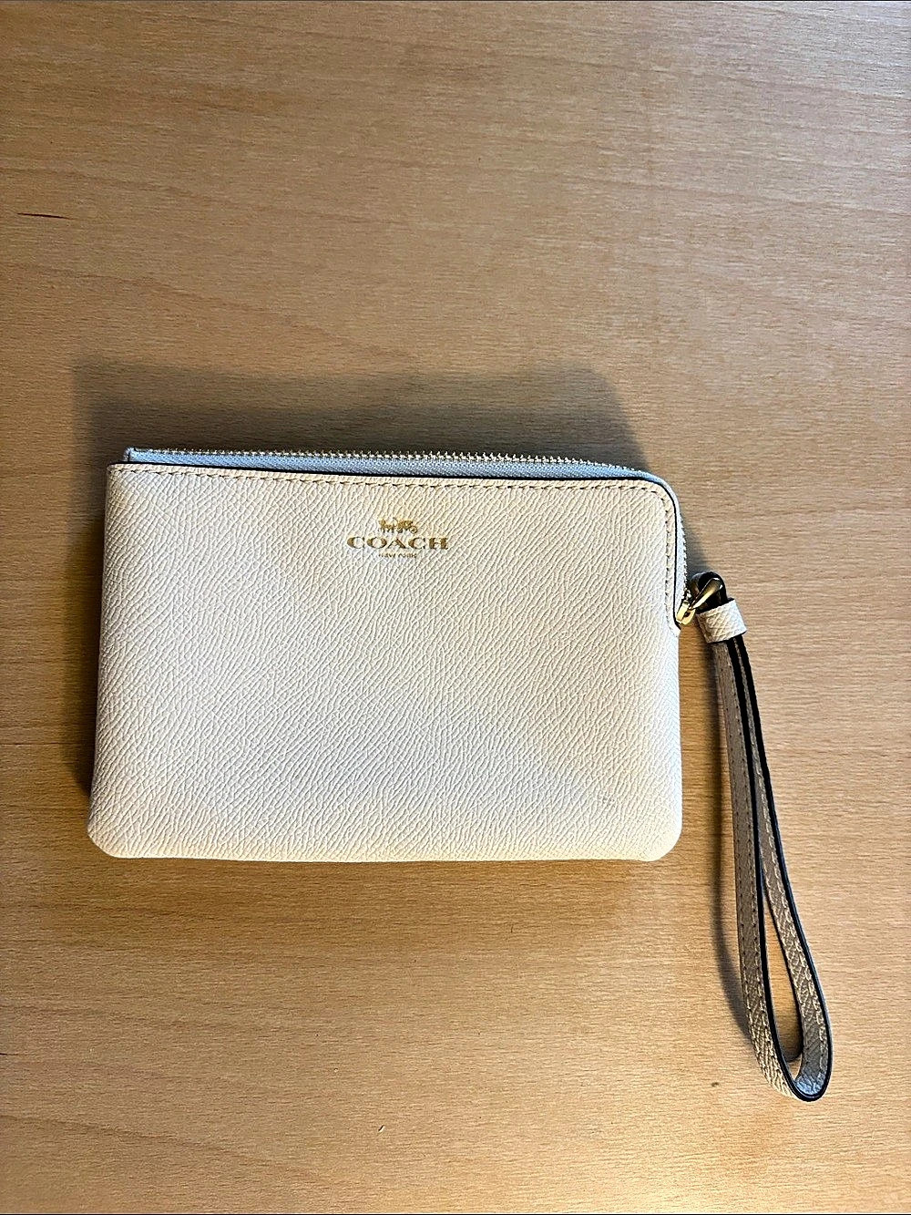 Coach Corner Zip Wristlet in Crossgrain Leather Cream